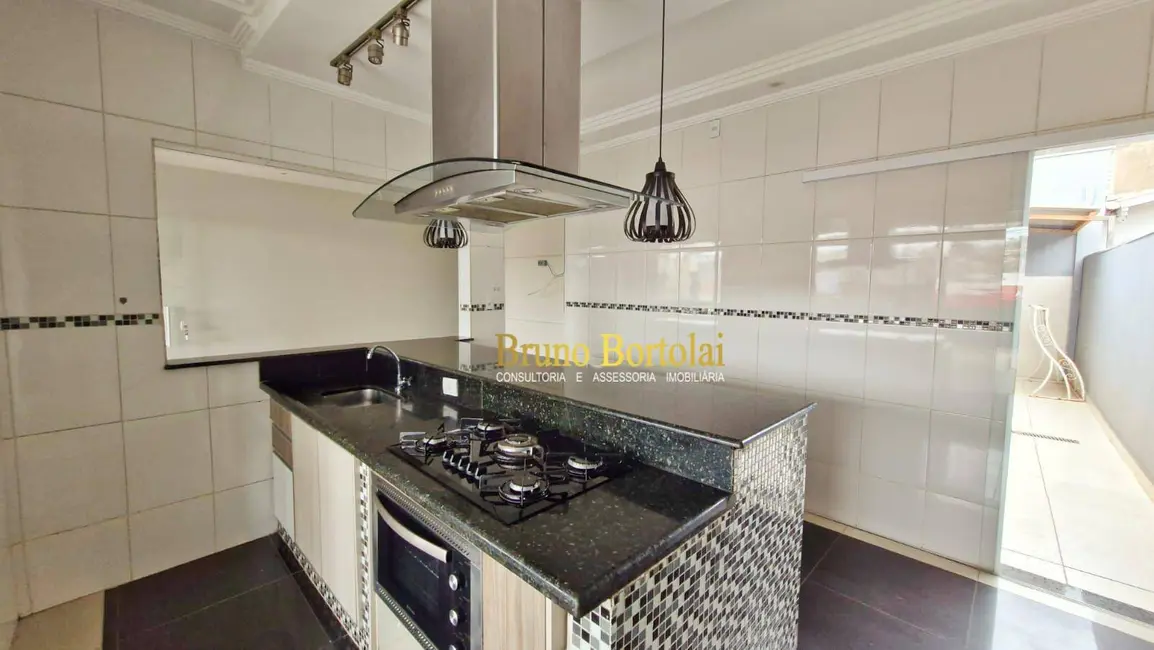 Foto 4 de Casa com 3 quartos para alugar, 300m2 em Centro, Rio Claro - SP