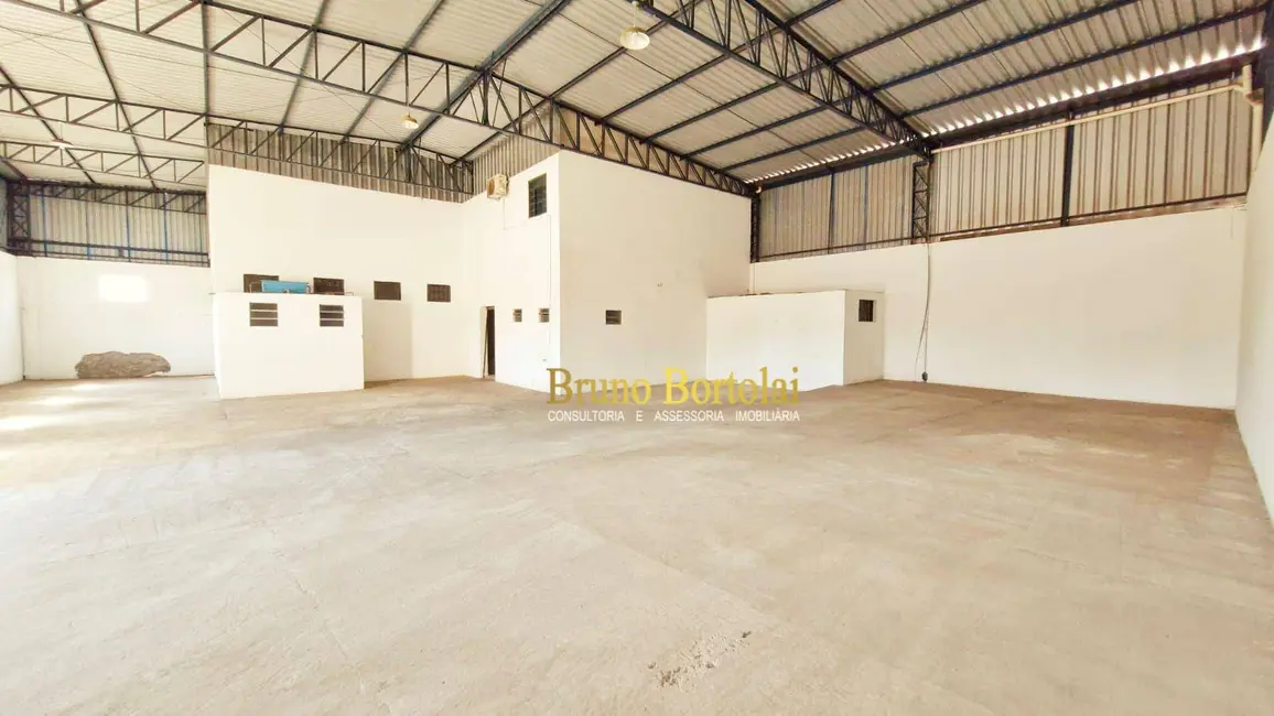 Armazém / Galpão para alugar, 650m2 em Centro, Rio Claro - SP - imagem 8 Foto 8 de Armazém / Galpão para alugar, 650m2 em Centro, Rio Claro - SP