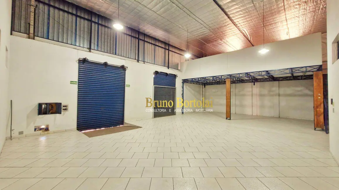 Armazém / Galpão para alugar, 650m2 em Centro, Rio Claro - SP - imagem 3 Foto 3 de Armazém / Galpão para alugar, 650m2 em Centro, Rio Claro - SP