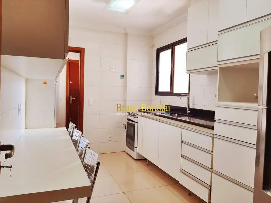 Apartamento com 3 quartos à venda, 122m2 em Jardim Claret, Rio Claro - SP - imagem 8 Foto 8 de Apartamento com 3 quartos à venda, 122m2 em Jardim Claret, Rio Claro - SP
