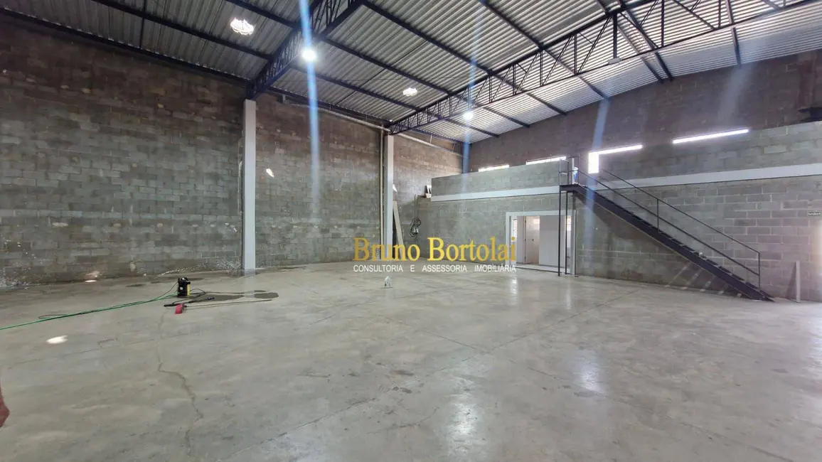 Foto 9 de Armazém / Galpão para alugar, 600m2 em Jardim Santa Clara II, Rio Claro - SP