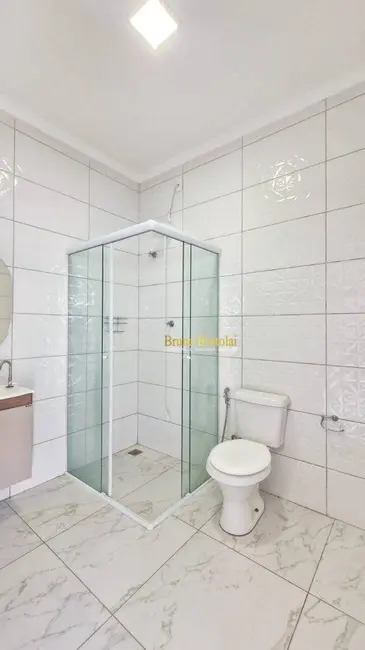 Foto 8 de Casa com 2 quartos para alugar, 250m2 em Ipeuna - SP