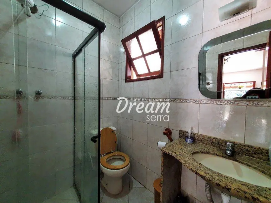 Casa com 3 quartos à venda, 420m2 em Albuquerque, Teresopolis - RJ - imagem 6 Foto 6 de Casa com 3 quartos à venda, 420m2 em Albuquerque, Teresopolis - RJ