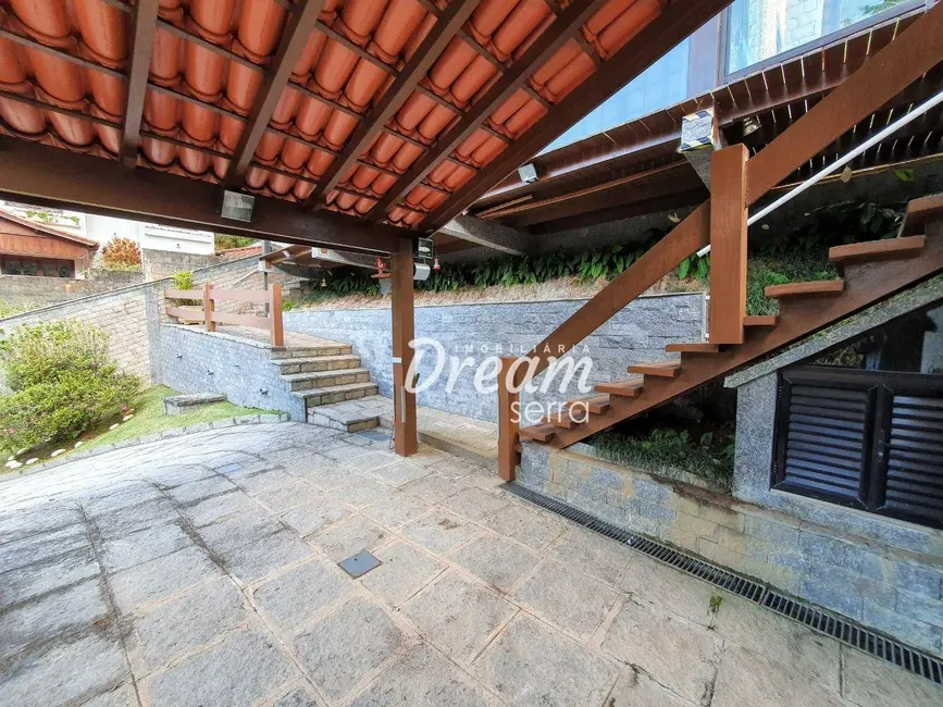 Casa de Condomínio com 3 quartos à venda, 2300m2 em Carlos Guinle, Teresopolis - RJ - imagem 8 Foto 8 de Casa de Condomínio com 3 quartos à venda, 2300m2 em Carlos Guinle, Teresopolis - RJ