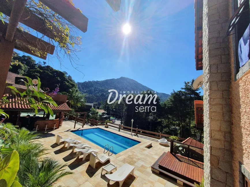 Casa de Condomínio com 3 quartos à venda, 2300m2 em Carlos Guinle, Teresopolis - RJ - imagem 5 Foto 5 de Casa de Condomínio com 3 quartos à venda, 2300m2 em Carlos Guinle, Teresopolis - RJ