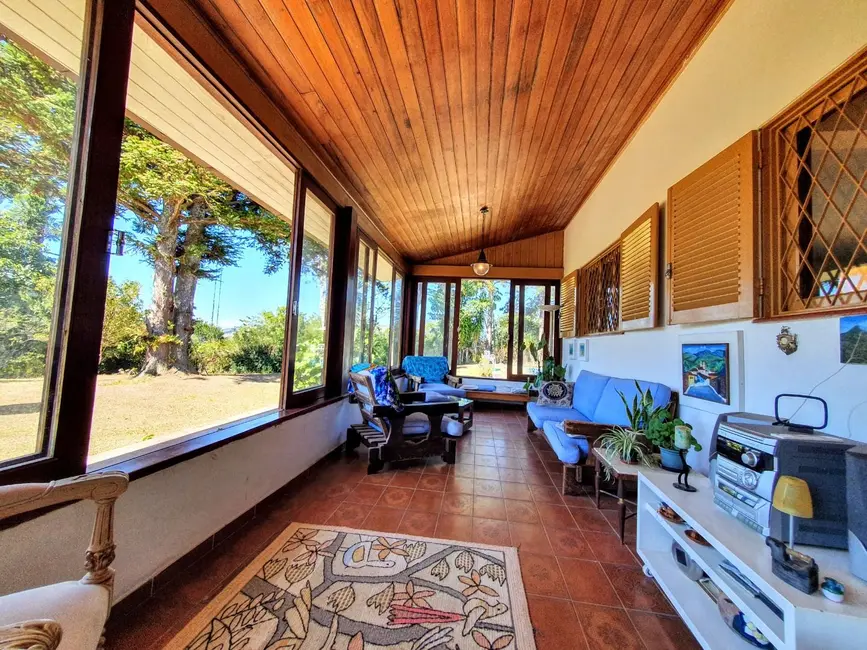 Casa com 4 quartos à venda, 1350m2 em Fazenda Alpina, Teresopolis - RJ - imagem 9 Foto 9 de Casa com 4 quartos à venda, 1350m2 em Fazenda Alpina, Teresopolis - RJ