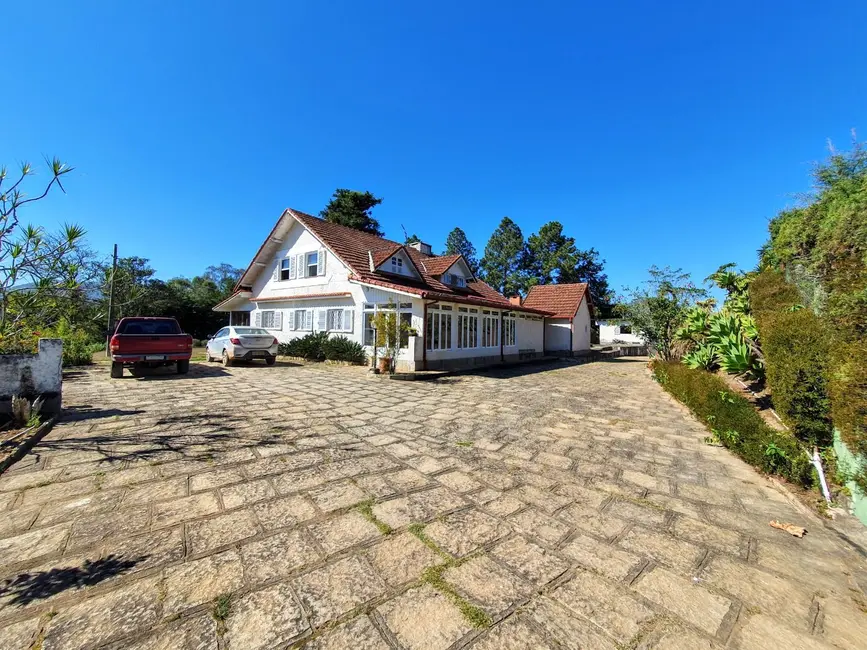 Casa com 4 quartos à venda, 1350m2 em Fazenda Alpina, Teresopolis - RJ - imagem 4 Foto 4 de Casa com 4 quartos à venda, 1350m2 em Fazenda Alpina, Teresopolis - RJ