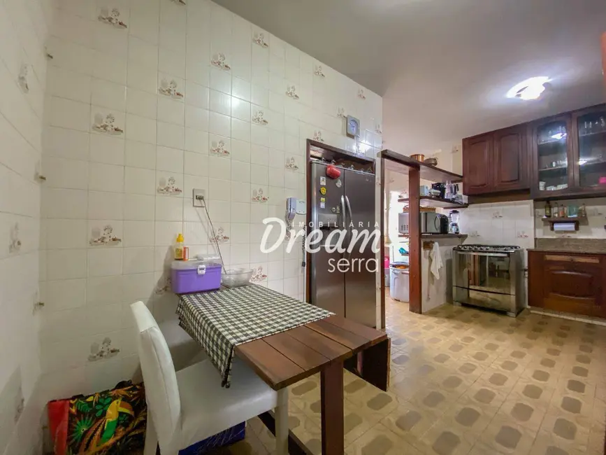 Foto 10 de Apartamento com 3 quartos à venda, 107m2 em Várzea, Teresopolis - RJ