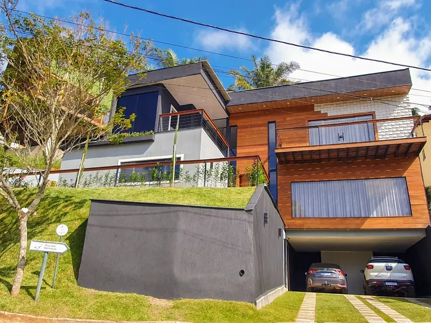 Foto 4 de Casa de Condomínio com 3 quartos à venda, 334m2 em Vargem Grande, Teresopolis - RJ