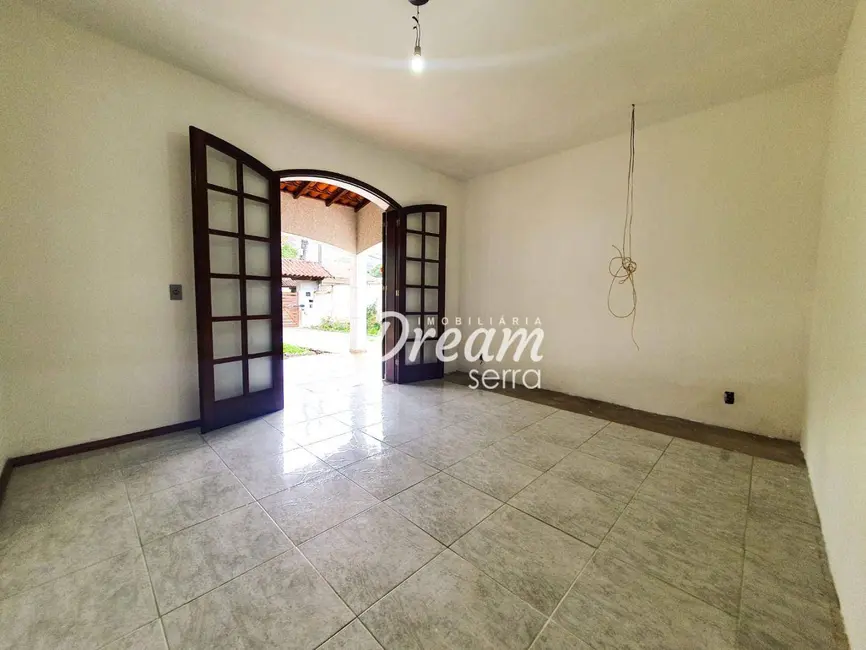 Casa com 3 quartos à venda, 800m2 em Carlos Guinle, Teresopolis - RJ - imagem 9 Foto 9 de Casa com 3 quartos à venda, 800m2 em Carlos Guinle, Teresopolis - RJ