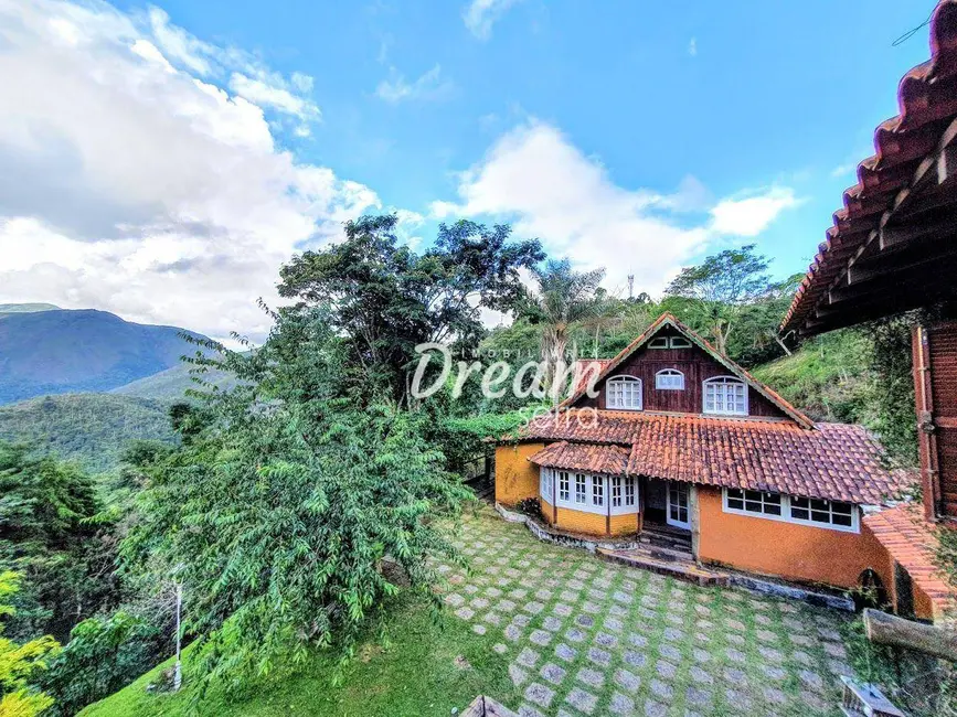 Casa com 7 quartos à venda, 3753m2 em Albuquerque, Teresopolis - RJ - imagem 4 Foto 4 de Casa com 7 quartos à venda, 3753m2 em Albuquerque, Teresopolis - RJ