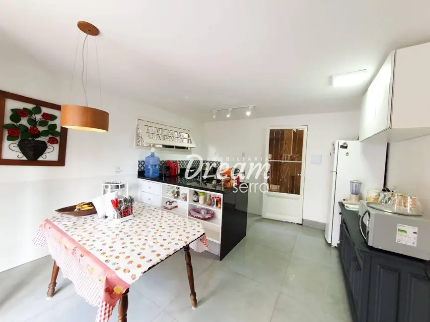 Foto 6 de Casa com 7 quartos à venda, 515m2 em Carlos Guinle, Teresopolis - RJ