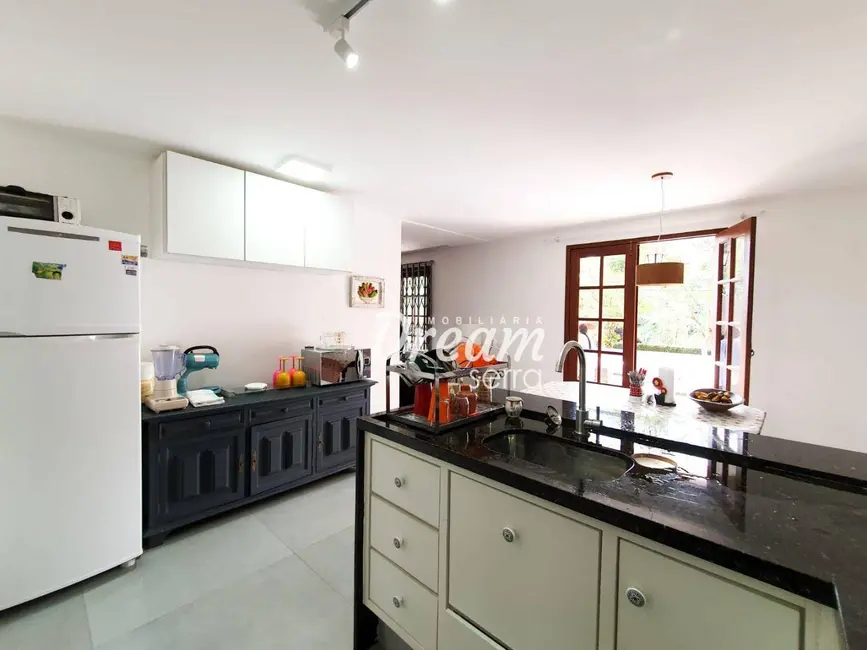 Foto 7 de Casa com 7 quartos à venda, 515m2 em Carlos Guinle, Teresopolis - RJ