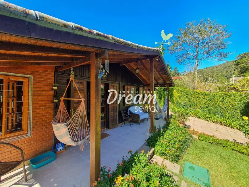 Foto 6 de Casa com 3 quartos à venda, 1375m2 em Albuquerque, Teresopolis - RJ