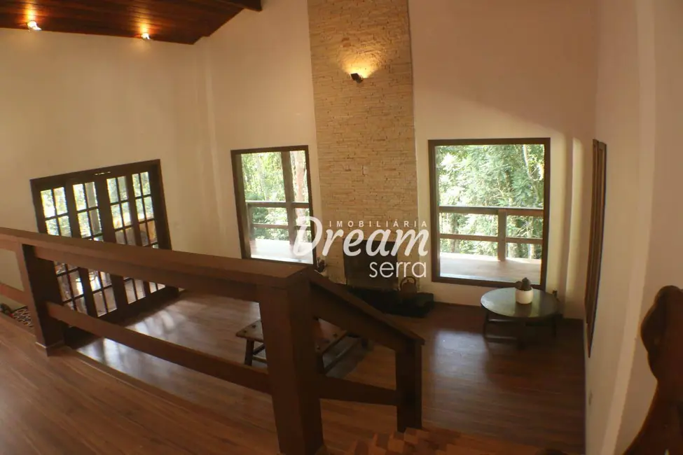Casa de Condomínio com 3 quartos à venda, 6559m2 em Quebra Frascos, Teresopolis - RJ - imagem 3 Foto 3 de Casa de Condomínio com 3 quartos à venda, 6559m2 em Quebra Frascos, Teresopolis - RJ