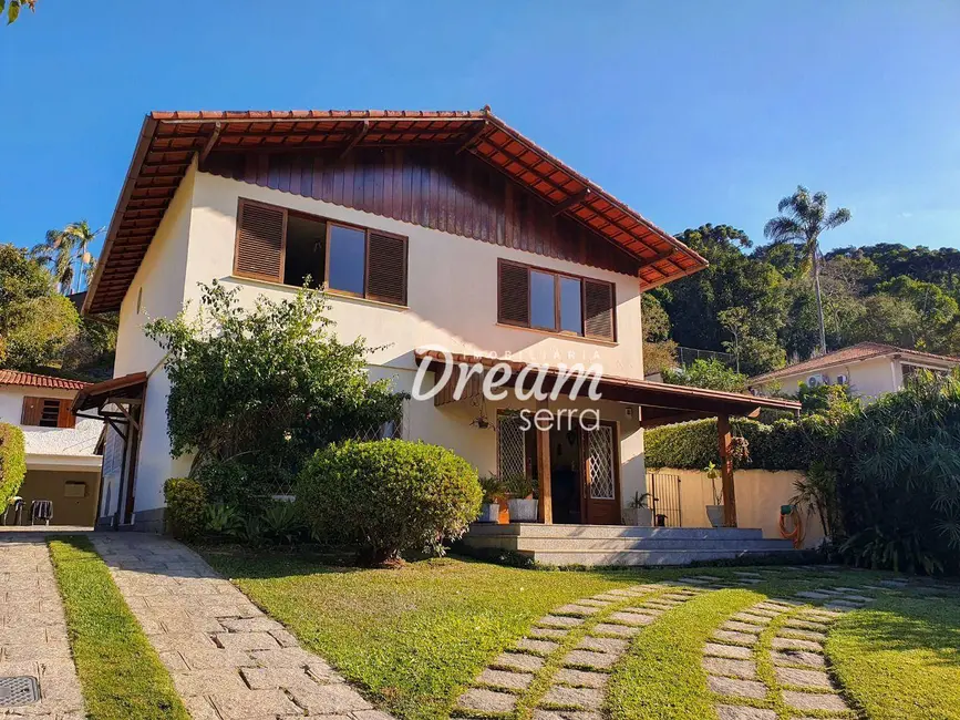 Foto 1 de Casa com 3 quartos à venda, 1910m2 em Bom Retiro, Teresopolis - RJ