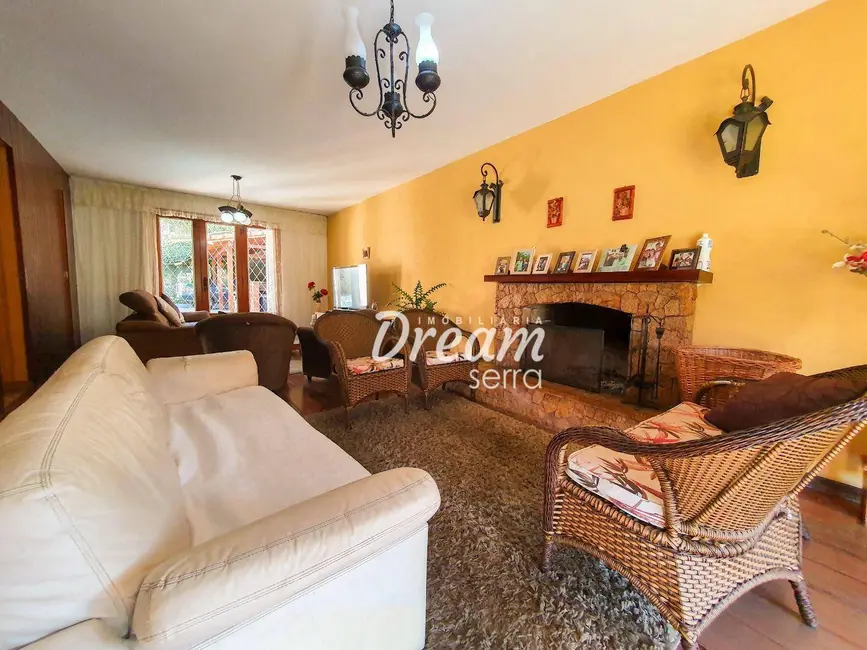 Foto 8 de Casa com 3 quartos à venda, 1910m2 em Bom Retiro, Teresopolis - RJ