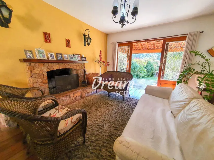 Foto 9 de Casa com 3 quartos à venda, 1910m2 em Bom Retiro, Teresopolis - RJ