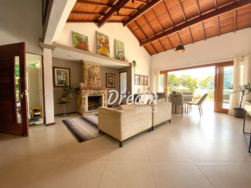 Foto 6 de Casa de Condomínio com 3 quartos à venda, 502m2 em Várzea, Teresopolis - RJ