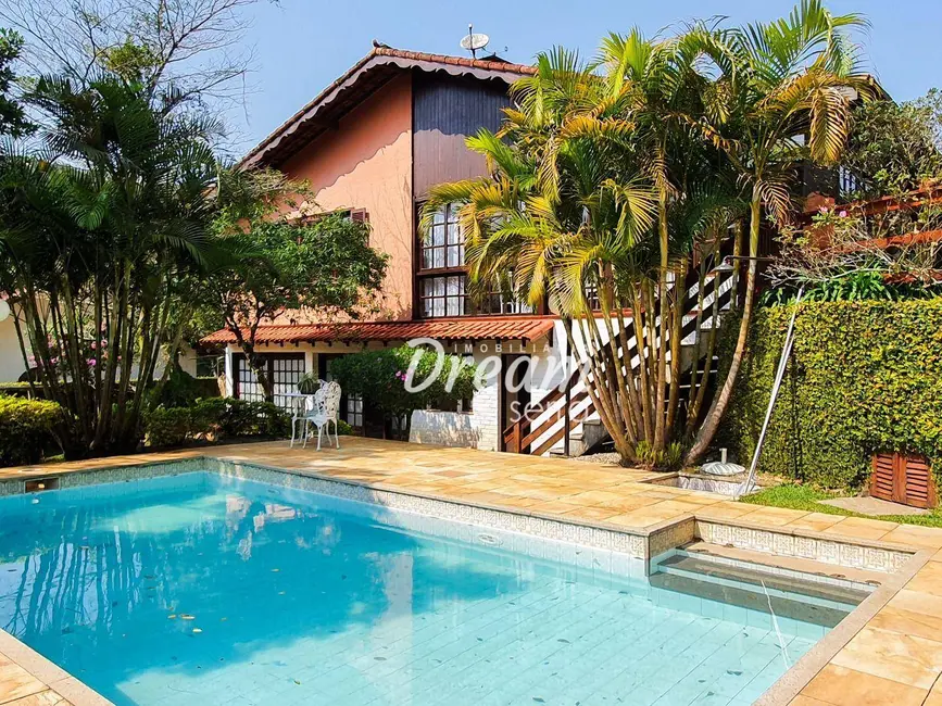 Foto 2 de Casa de Condomínio com 3 quartos à venda, 480m2 em Carlos Guinle, Teresopolis - RJ