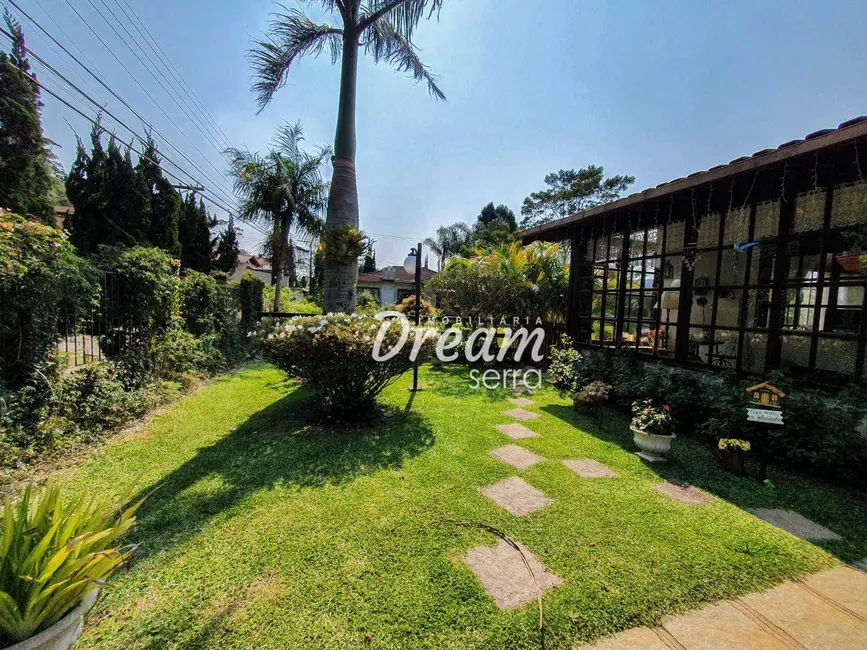 Foto 4 de Casa de Condomínio com 3 quartos à venda, 480m2 em Carlos Guinle, Teresopolis - RJ