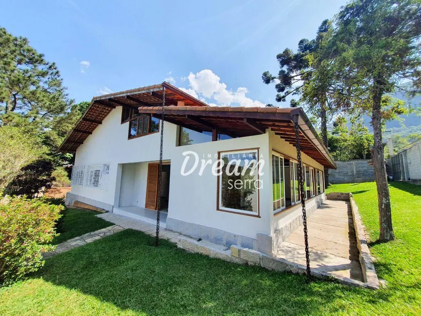 Casa com 3 quartos à venda, 992m2 em Iucas, Teresopolis - RJ - imagem 4 Foto 4 de Casa com 3 quartos à venda, 992m2 em Iucas, Teresopolis - RJ