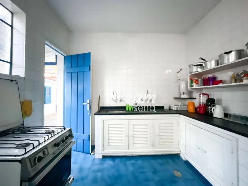 Foto 7 de Casa com 4 quartos à venda, 1000m2 em Nossa Senhora de Fátima, Teresopolis - RJ