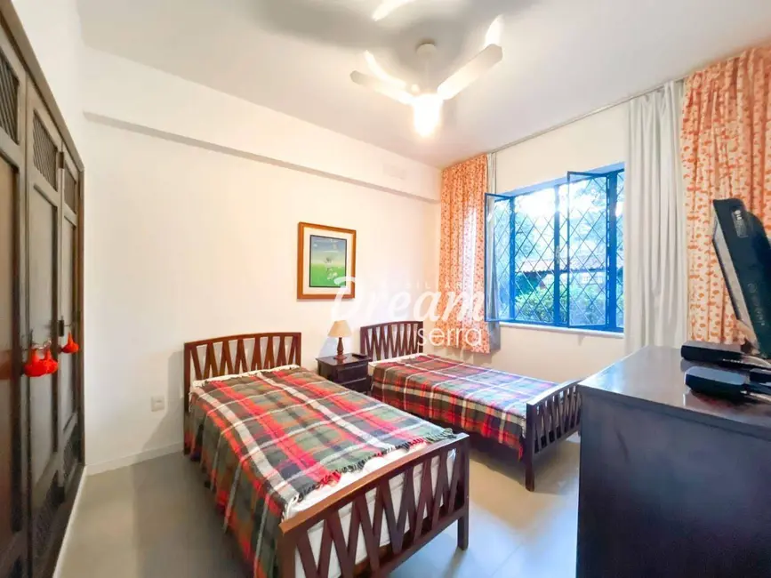 Foto 6 de Casa com 4 quartos à venda, 1000m2 em Nossa Senhora de Fátima, Teresopolis - RJ