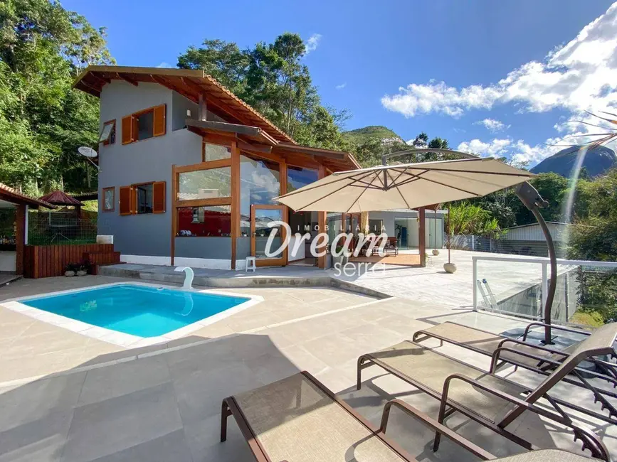 Foto 1 de Casa de Condomínio com 4 quartos à venda e para alugar, 4200m2 em Quebra Frascos, Teresopolis - RJ