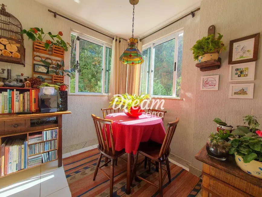 Foto 8 de Apartamento com 4 quartos à venda, 181m2 em Várzea, Teresopolis - RJ