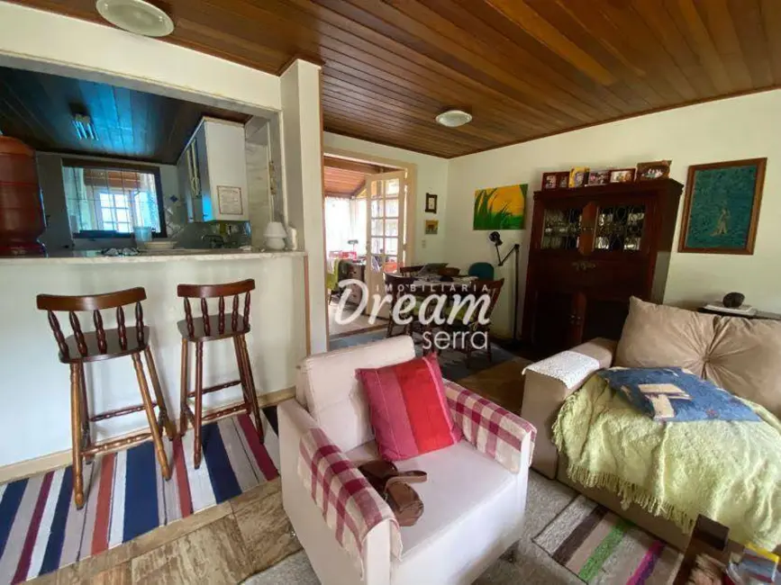 Casa de Condomínio com 3 quartos à venda, 112m2 em Albuquerque, Teresopolis - RJ - imagem 4 Foto 4 de Casa de Condomínio com 3 quartos à venda, 112m2 em Albuquerque, Teresopolis - RJ