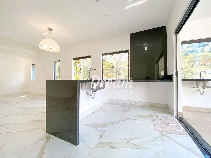 Foto 7 de Casa de Condomínio com 3 quartos à venda, 388m2 em Albuquerque, Teresopolis - RJ