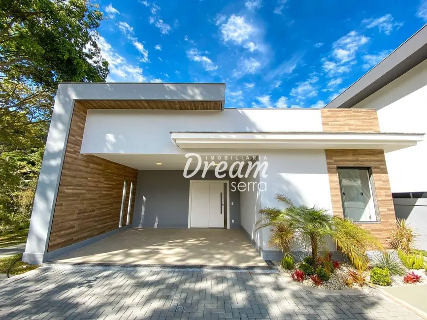 Foto 2 de Casa de Condomínio com 3 quartos à venda, 388m2 em Albuquerque, Teresopolis - RJ