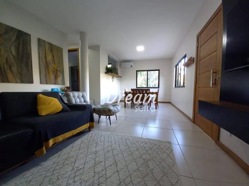 Casa de Condomínio com 3 quartos à venda, 112m2 em Golfe, Teresopolis - RJ - imagem 4 Foto 4 de Casa de Condomínio com 3 quartos à venda, 112m2 em Golfe, Teresopolis - RJ