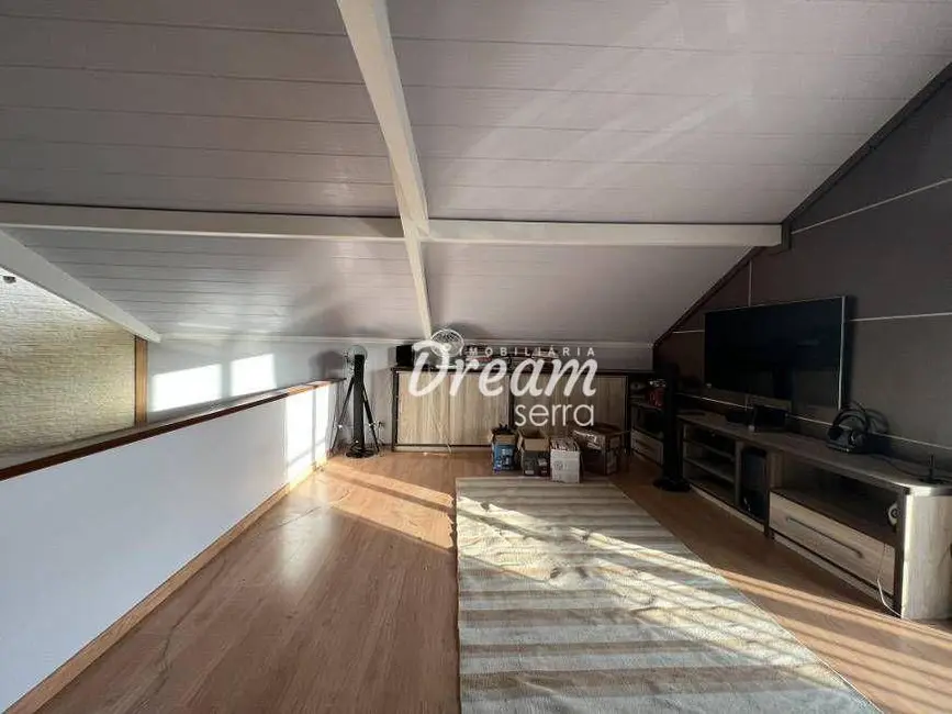 Casa de Condomínio com 4 quartos à venda, 421m2 em Tijuca, Teresopolis - RJ - imagem 7 Foto 7 de Casa de Condomínio com 4 quartos à venda, 421m2 em Tijuca, Teresopolis - RJ