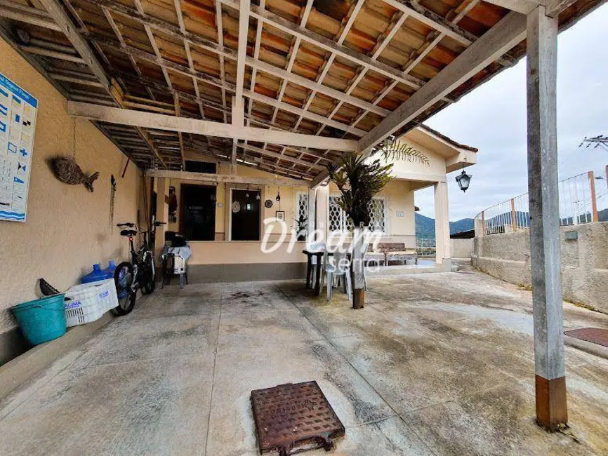 Foto 2 de Casa com 2 quartos à venda, 134m2 em Tijuca, Teresopolis - RJ