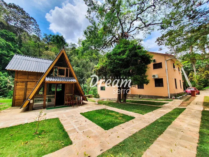 Foto 2 de Sítio / Rancho com 6 quartos à venda, 6000m2 em Jardim Salaco, Teresopolis - RJ