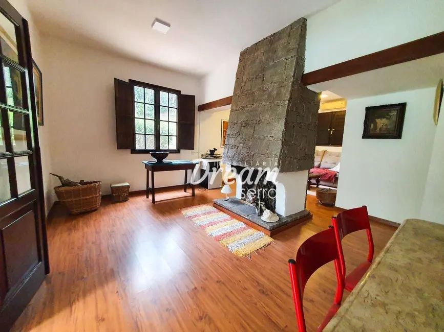 Sítio / Rancho com 6 quartos à venda, 6000m2 em Jardim Salaco, Teresopolis - RJ - imagem 8 Foto 8 de Sítio / Rancho com 6 quartos à venda, 6000m2 em Jardim Salaco, Teresopolis - RJ