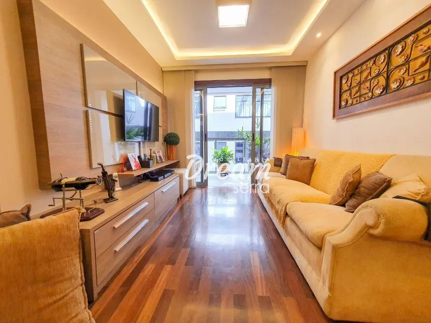 Foto 2 de Apartamento com 3 quartos à venda, 128m2 em Agriões, Teresopolis - RJ