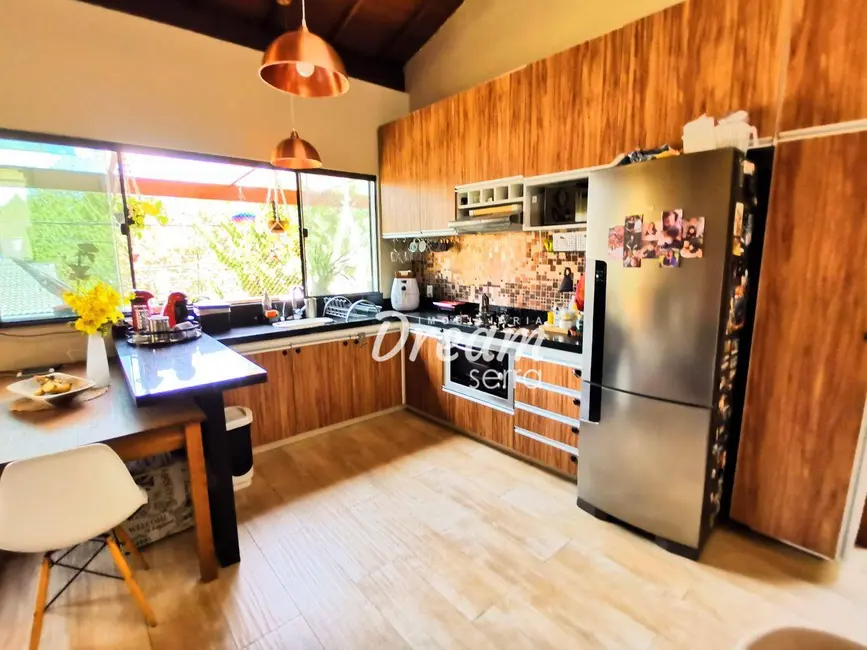 Foto 4 de Casa de Condomínio com 2 quartos à venda, 245m2 em Vargem Grande, Teresopolis - RJ