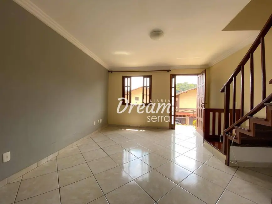 Foto 3 de Casa de Condomínio com 3 quartos à venda, 101m2 em Tijuca, Teresopolis - RJ