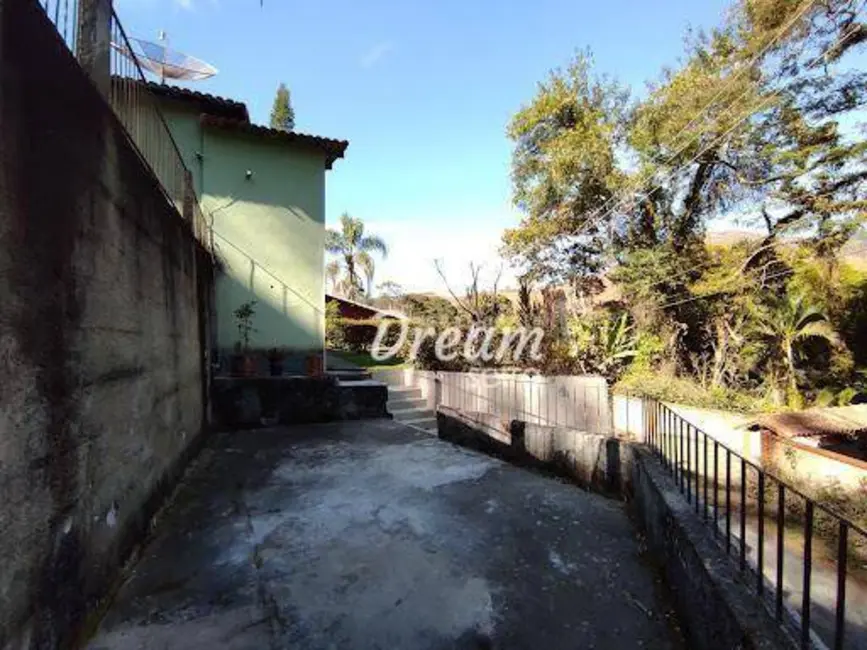 Casa com 2 quartos à venda, 1440m2 em Pessegueiros, Teresopolis - RJ - imagem 4 Foto 4 de Casa com 2 quartos à venda, 1440m2 em Pessegueiros, Teresopolis - RJ