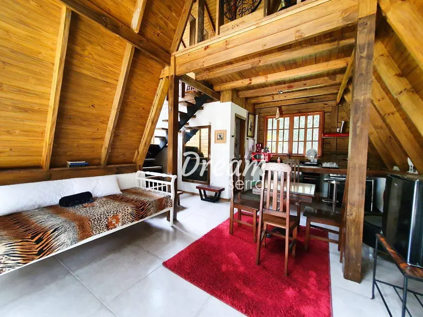 Casa com 2 quartos à venda, 400m2 em Jardim Salaco, Teresopolis - RJ - imagem 4 Foto 4 de Casa com 2 quartos à venda, 400m2 em Jardim Salaco, Teresopolis - RJ