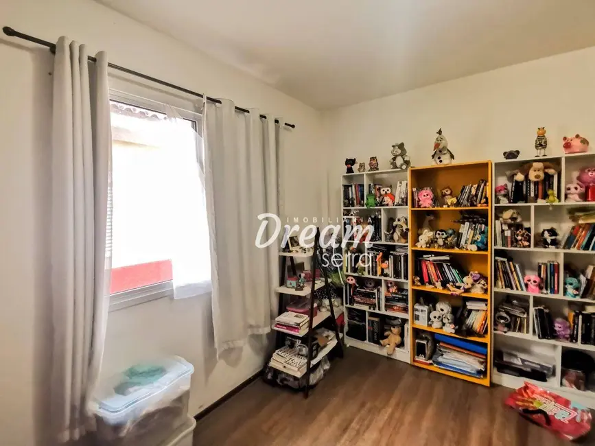 Casa de Condomínio com 3 quartos à venda, 68m2 em Albuquerque, Teresopolis - RJ - imagem 5 Foto 5 de Casa de Condomínio com 3 quartos à venda, 68m2 em Albuquerque, Teresopolis - RJ