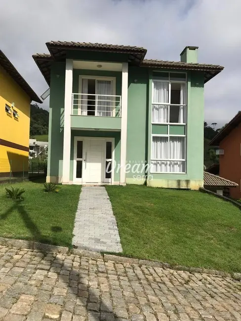 Foto 1 de Casa de Condomínio com 4 quartos à venda, 350m2 em Vargem Grande, Teresopolis - RJ