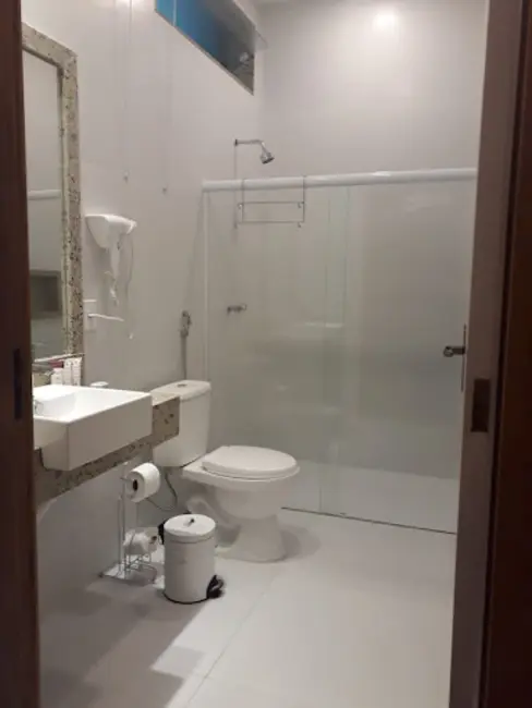 Loft / Flat com 1 quarto para alugar, 15m2 em Albuquerque, Teresopolis - RJ - imagem 3 Foto 3 de Loft / Flat com 1 quarto para alugar, 15m2 em Albuquerque, Teresopolis - RJ