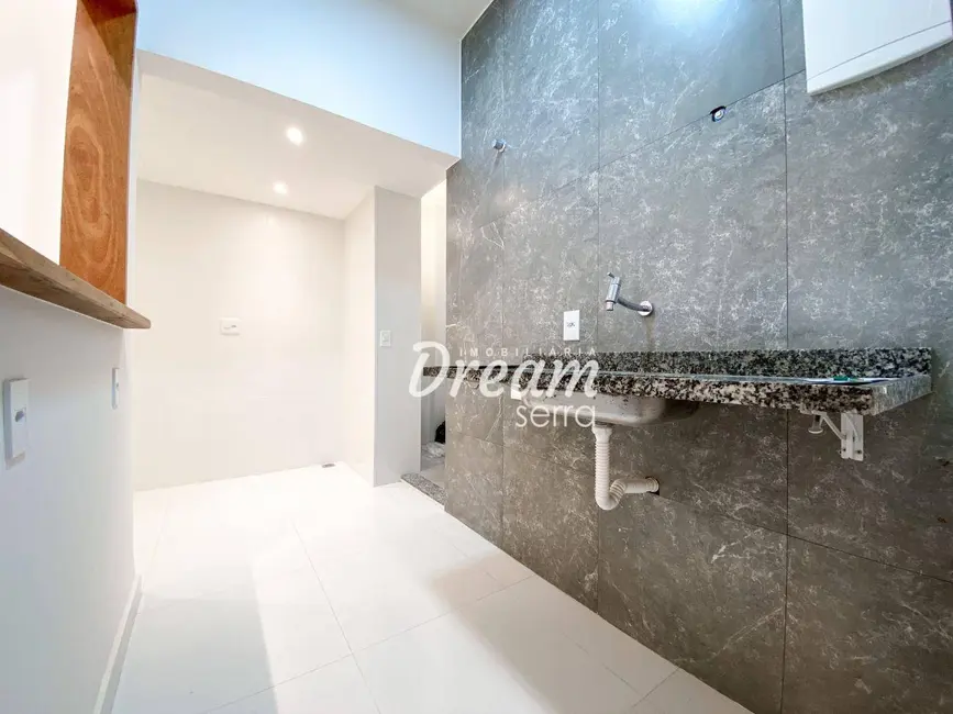 Foto 4 de Apartamento com 1 quarto à venda, 45m2 em Várzea, Teresopolis - RJ