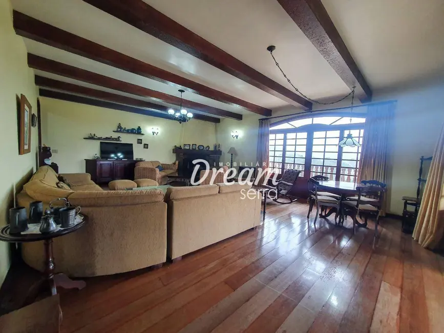 Casa com 5 quartos à venda, 2400m2 em Iucas, Teresopolis - RJ - imagem 8 Foto 8 de Casa com 5 quartos à venda, 2400m2 em Iucas, Teresopolis - RJ