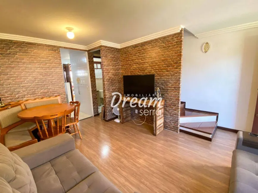 Casa de Condomínio com 3 quartos à venda, 88m2 em Tijuca, Teresopolis - RJ - imagem 3 Foto 3 de Casa de Condomínio com 3 quartos à venda, 88m2 em Tijuca, Teresopolis - RJ