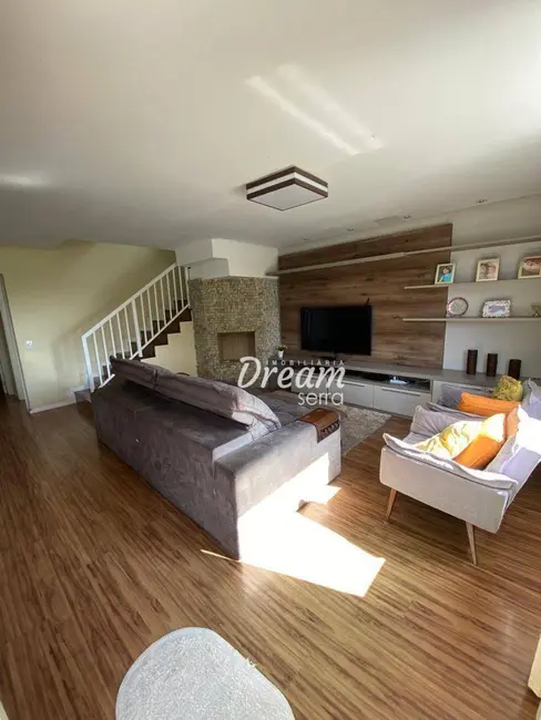 Foto 7 de Casa de Condomínio com 3 quartos à venda, 400m2 em Tijuca, Teresopolis - RJ